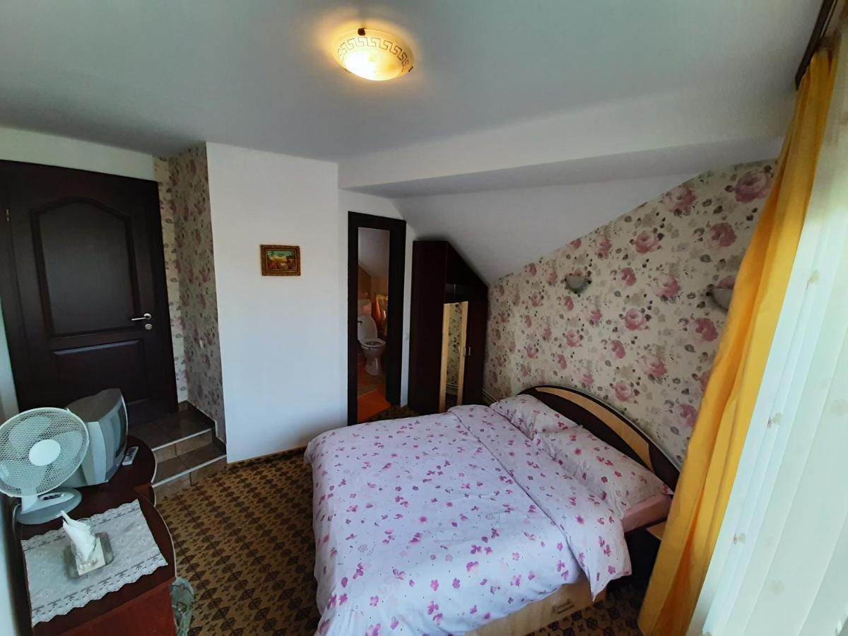 Cameră dublă cu balcon