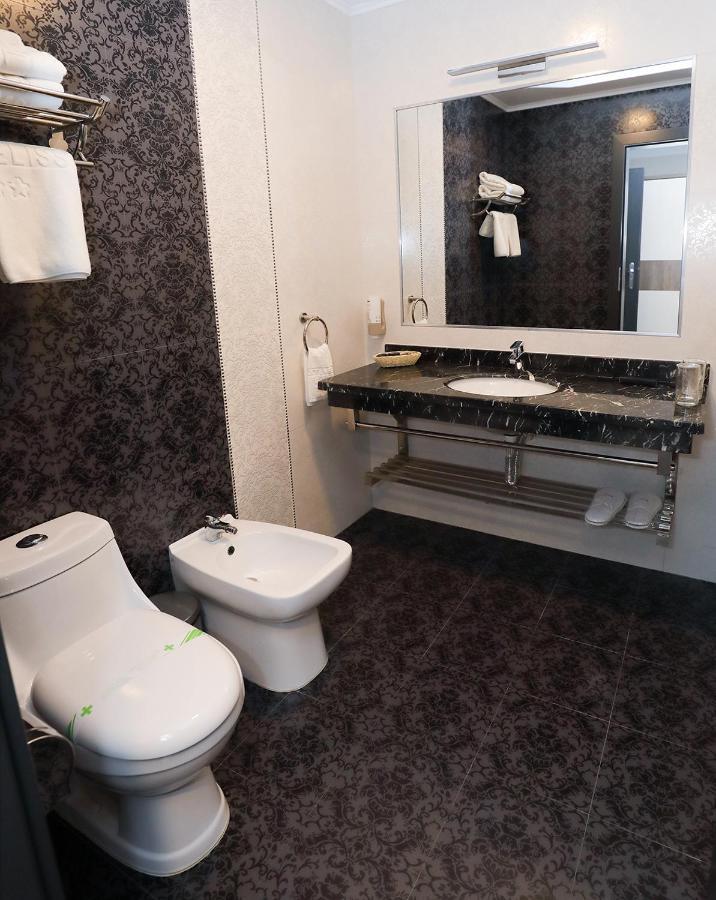 King Room with Spa Bath, balcony and pool view