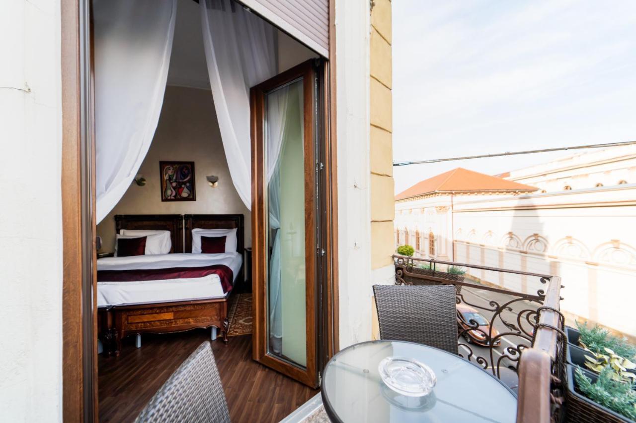 Doppelzimmer mit Balkon