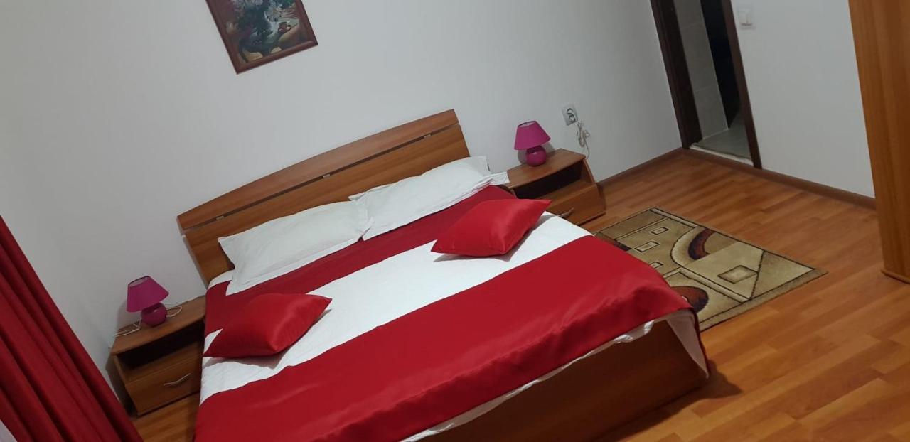 Cameră triplă Deluxe
