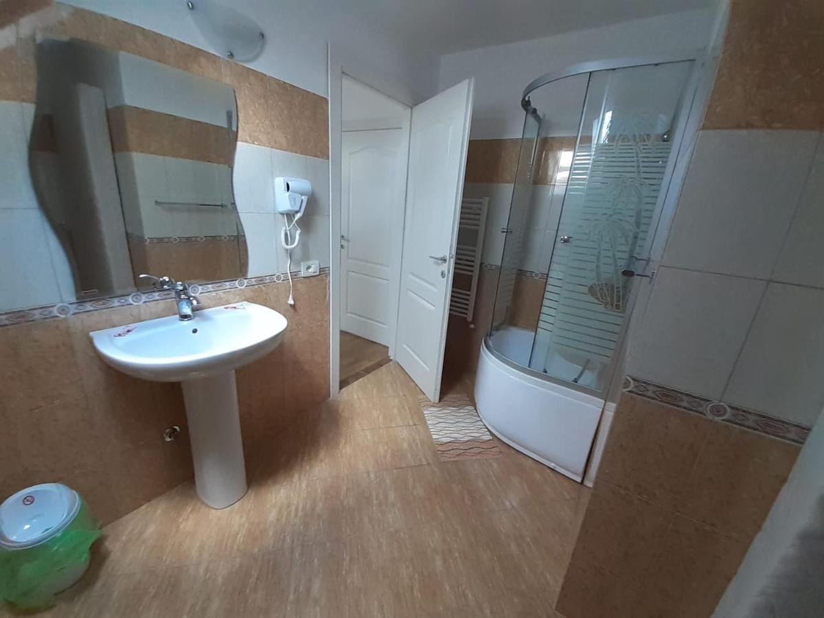 Cameră dublă standard