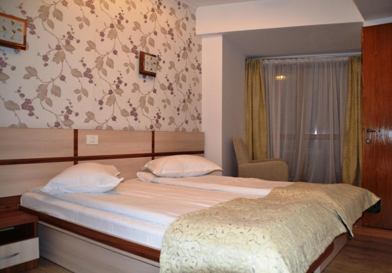 Cameră dublă standard