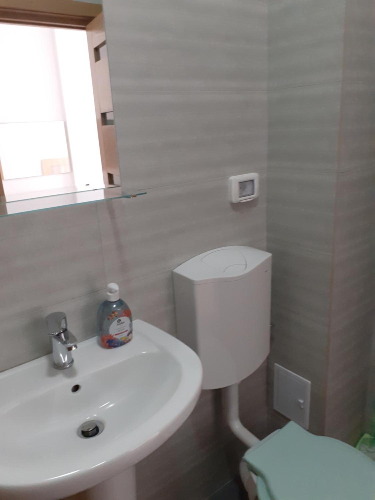 Cameră dublă cu baie privată