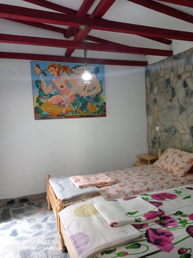 Cameră dublă sau twin cu baie privată