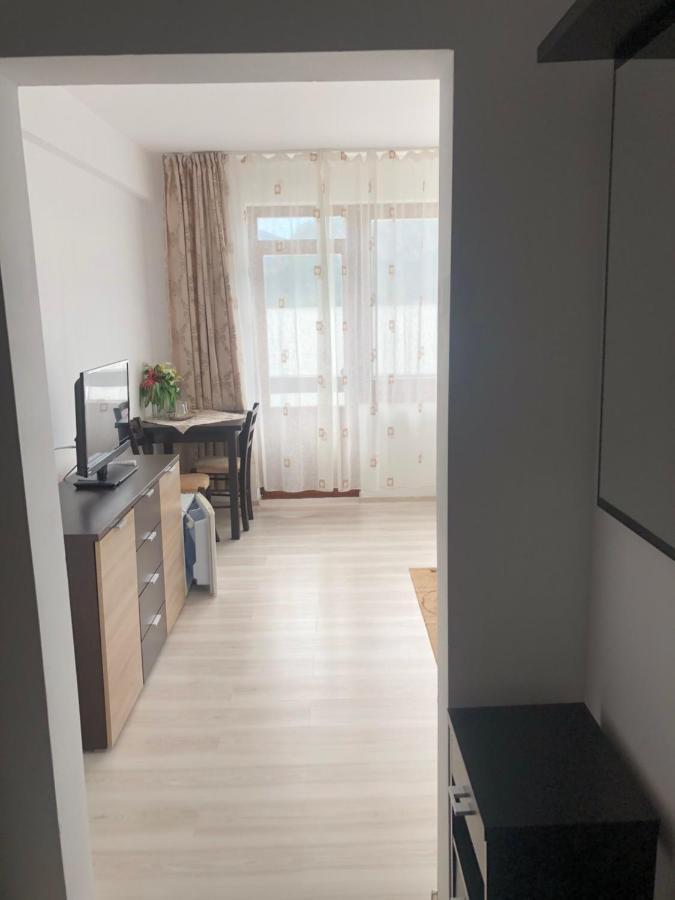 Cameră dublă cu baie privată