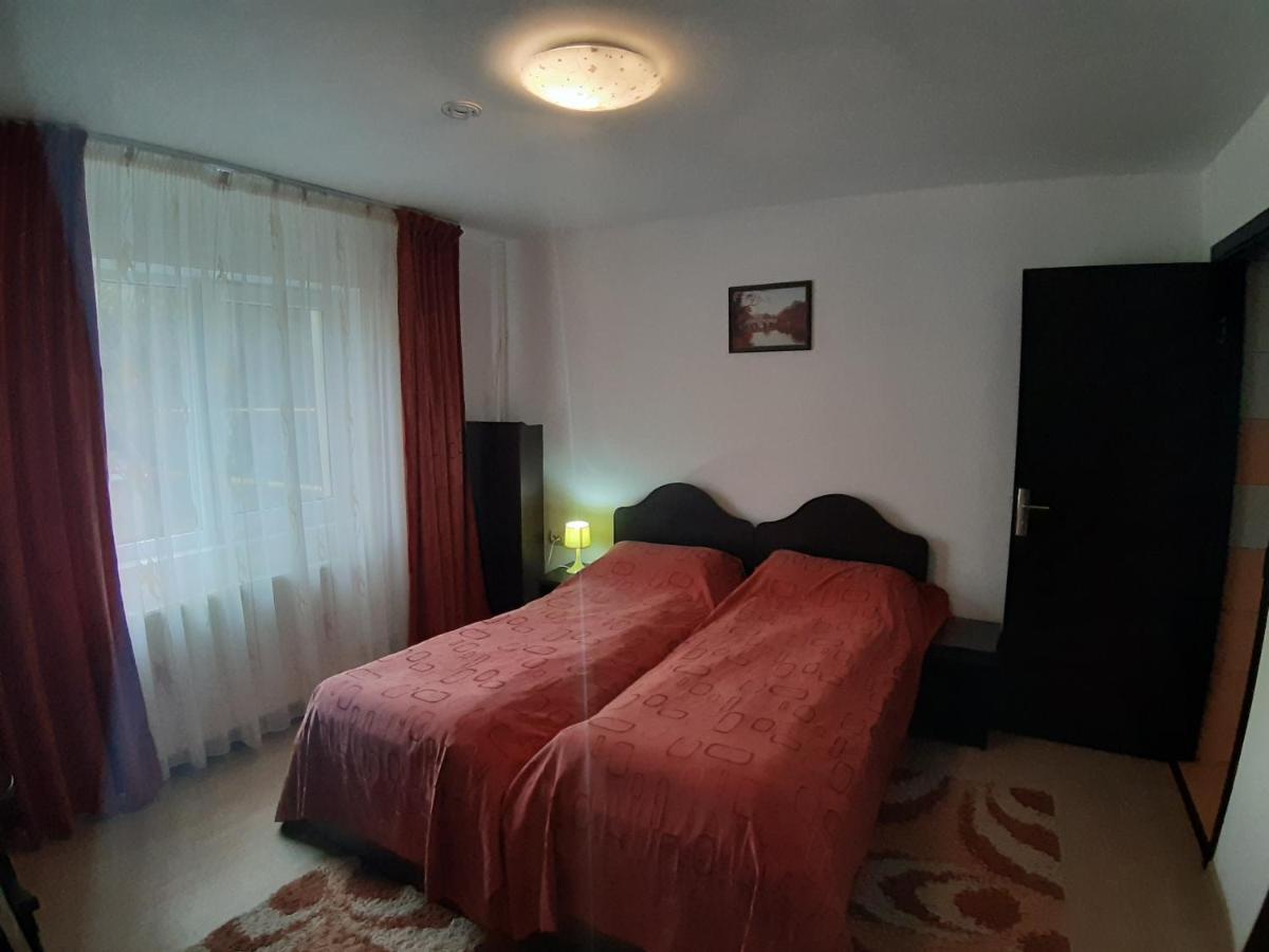 Cameră dublă standard