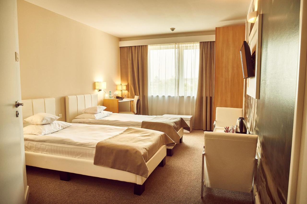 Standard Twin Room,1277804998:JPEG