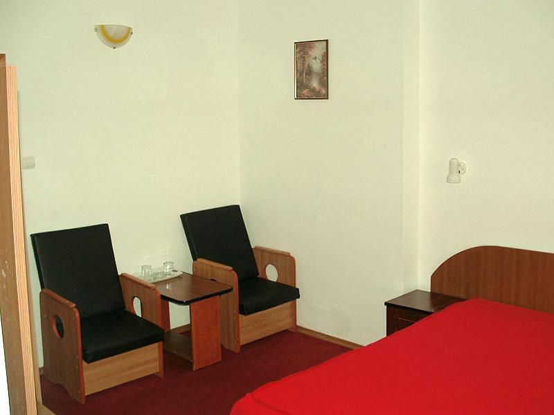 Double Room,112431429:JPEG