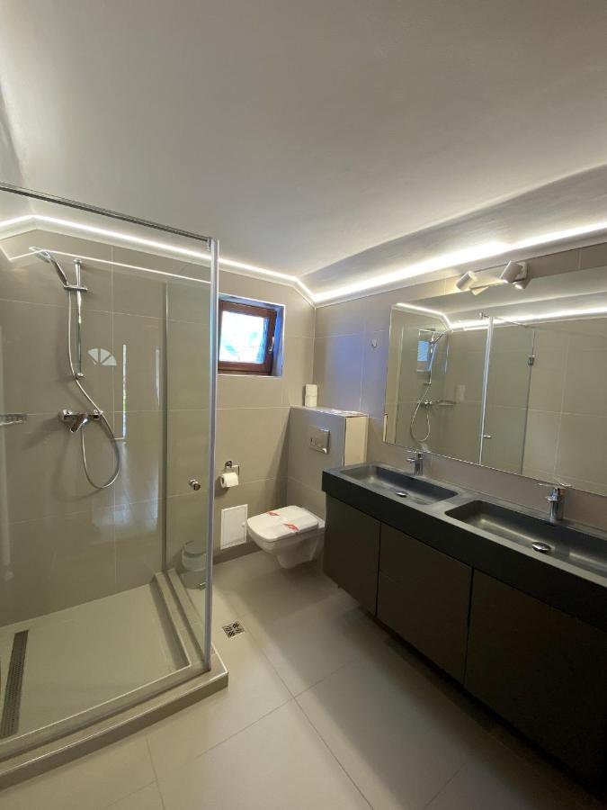 Cameră triplă standard