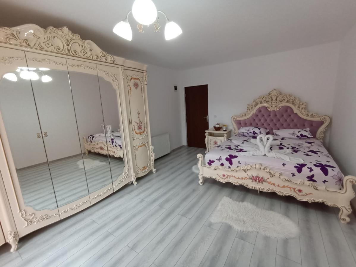 Cameră Dublă Deluxe