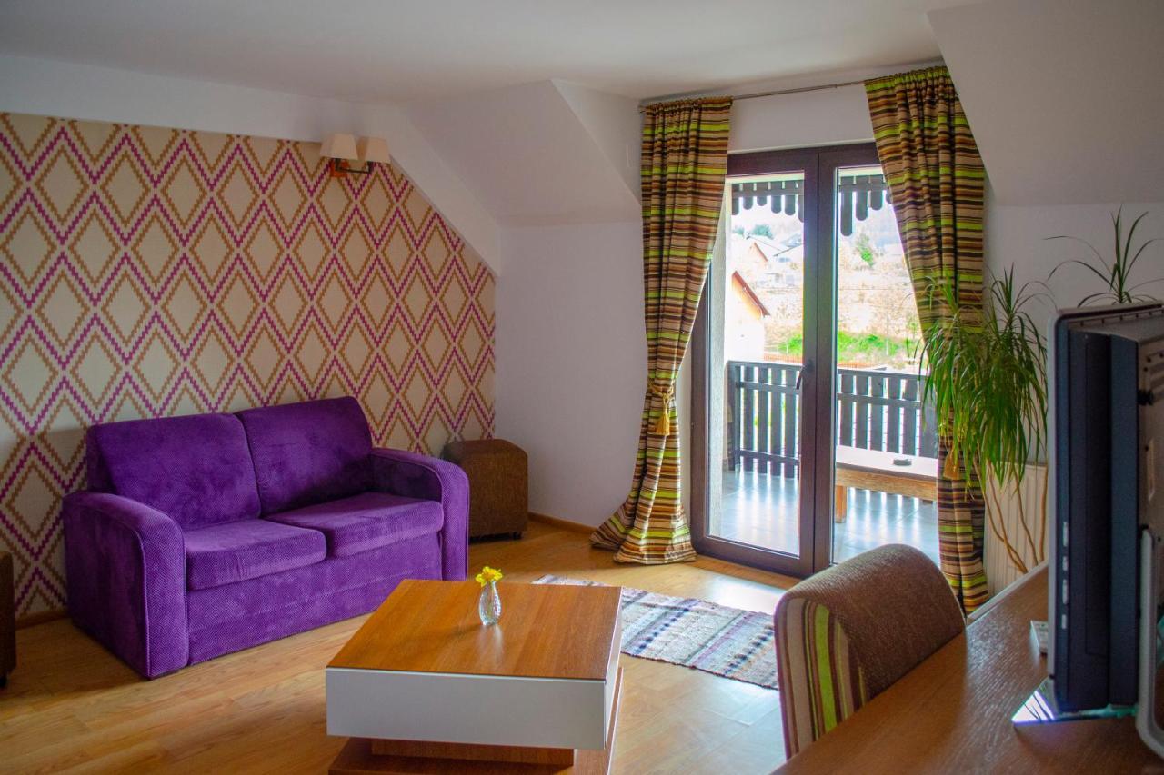 Apartament cu balcon