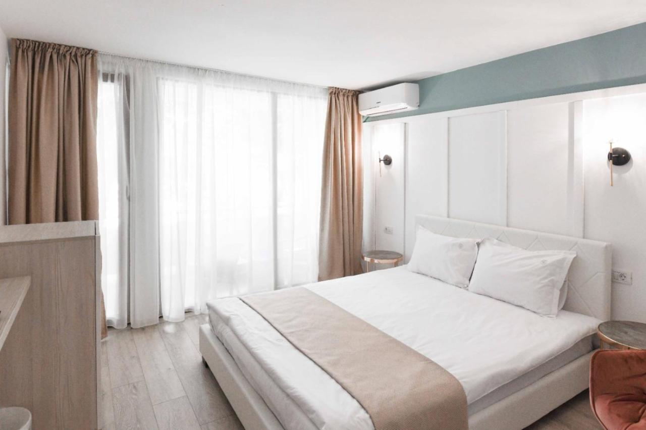 Two-Bedroom Apartment,1206160135:JPEG