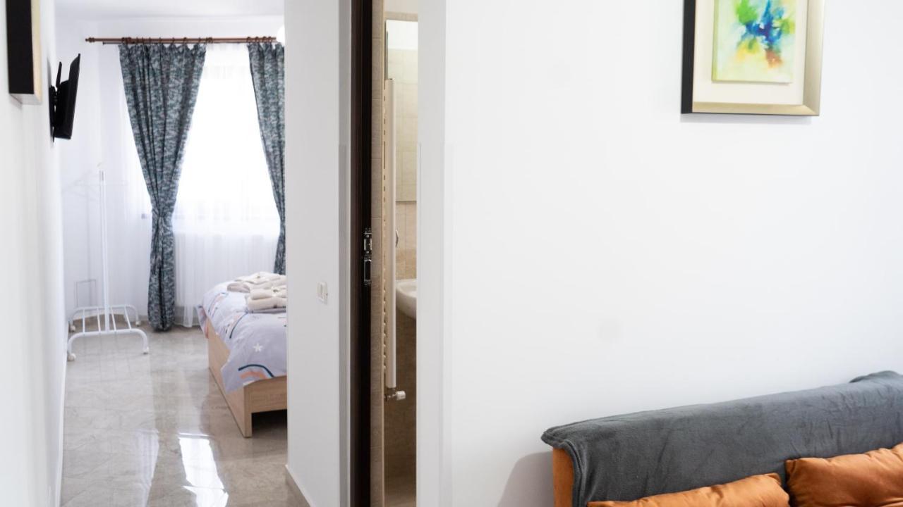 Apartament cu balcon