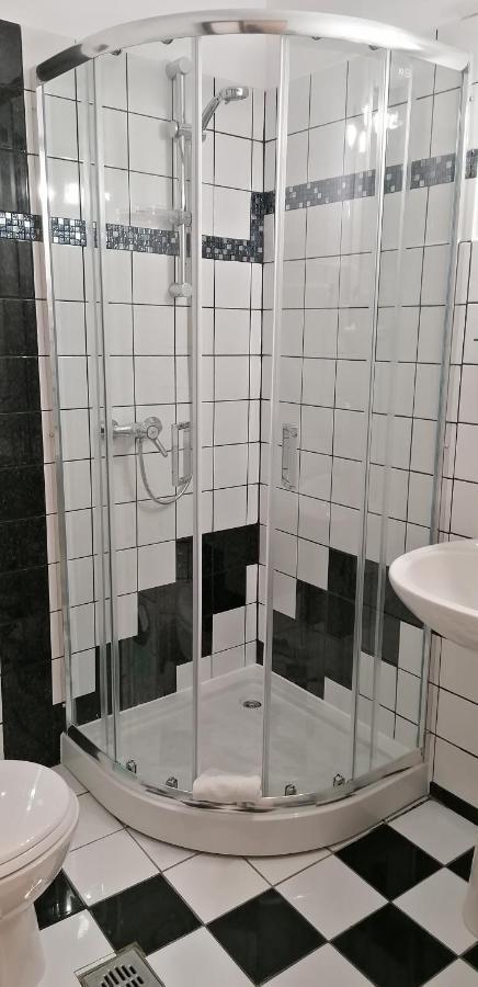 Cameră triplă cu vedere la munte