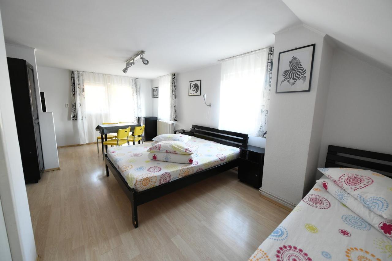 Studio cu balcon