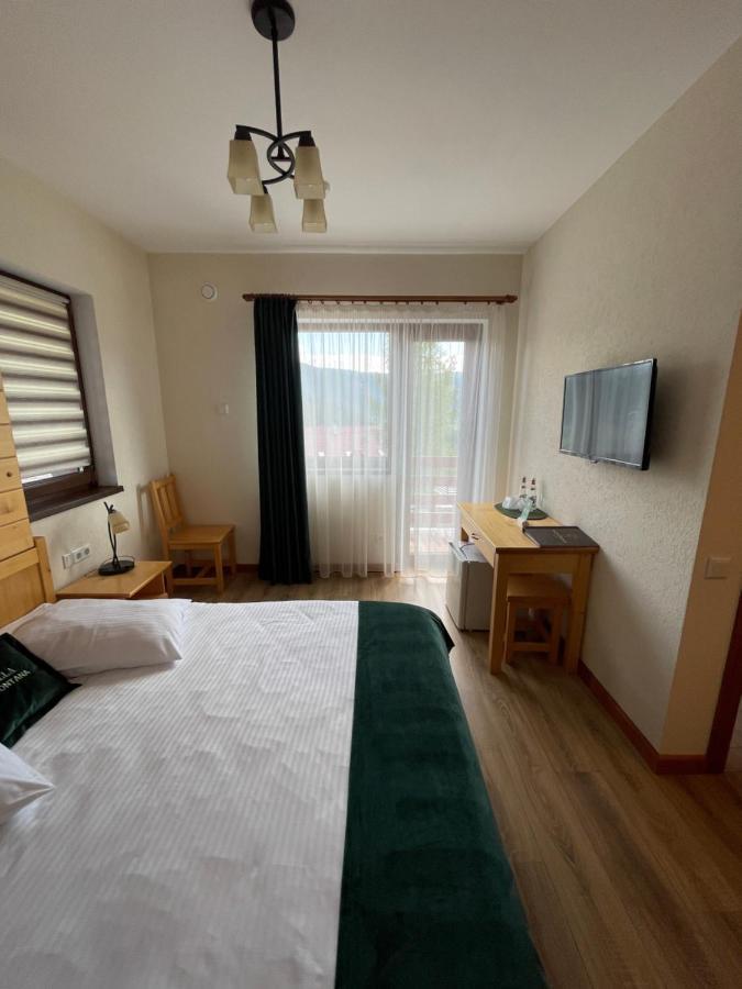 Cameră dublă Deluxe cu balcon