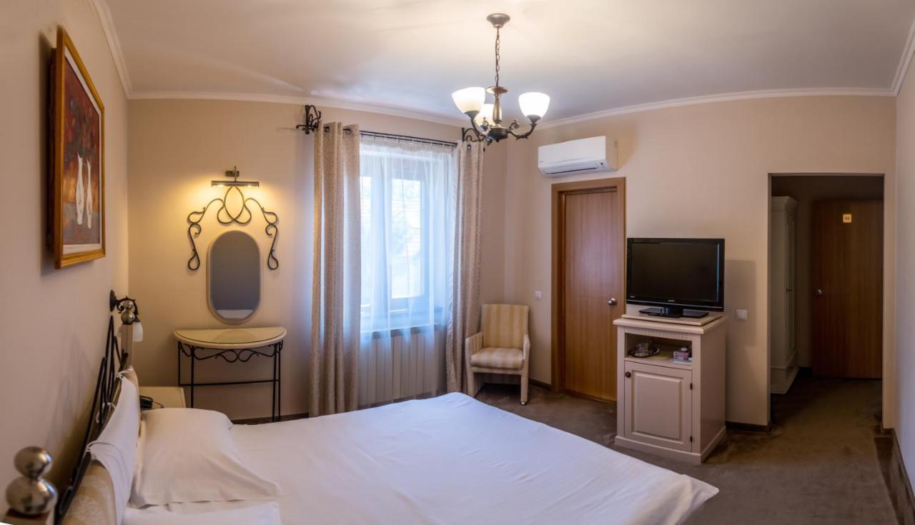 Doppelzimmer 3 *