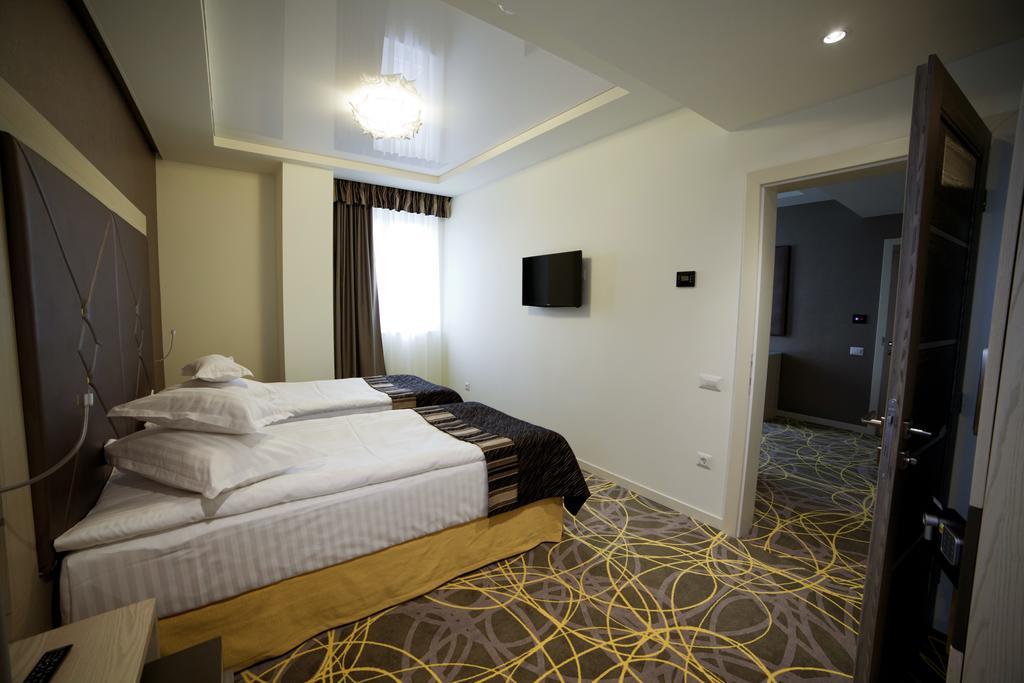 One-Bedroom Suite