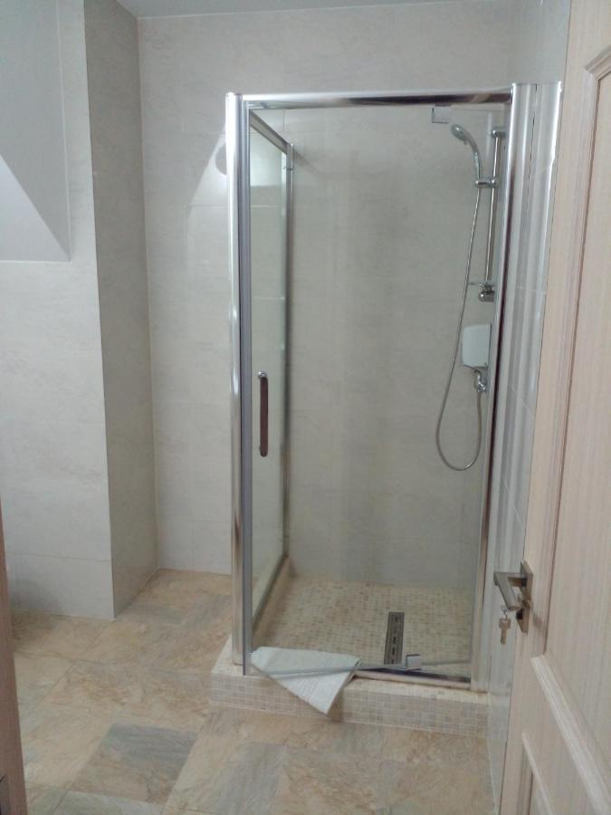 Cameră triplă