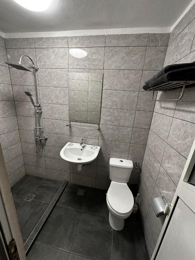 Standard Room With Shower