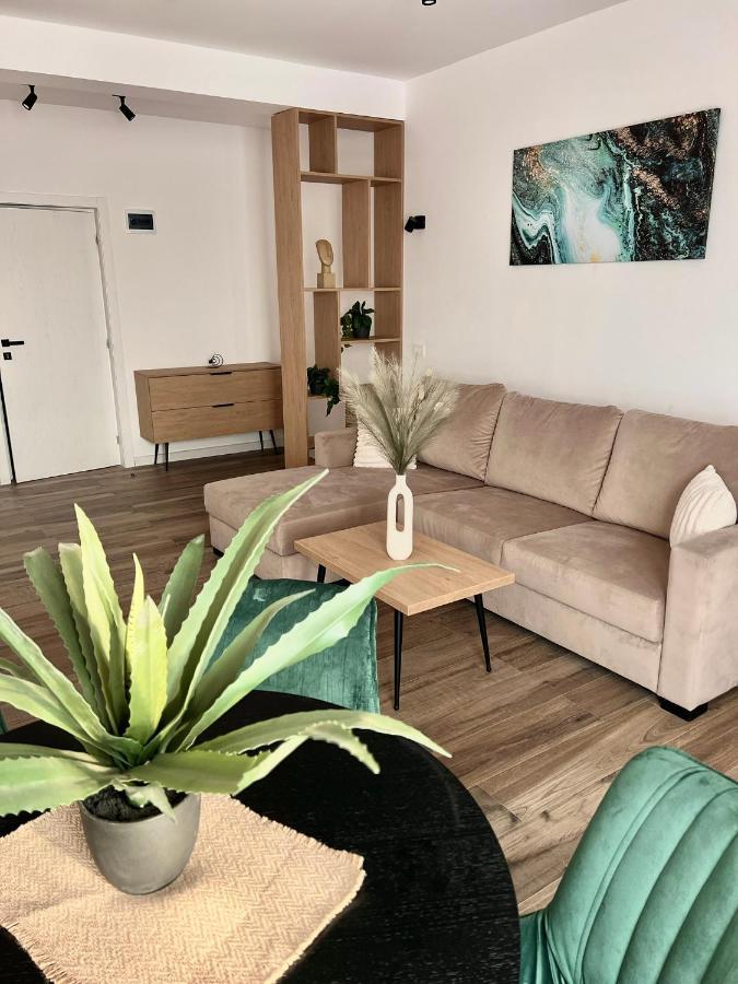 Deluxe Apartment,1415798505:JPEG