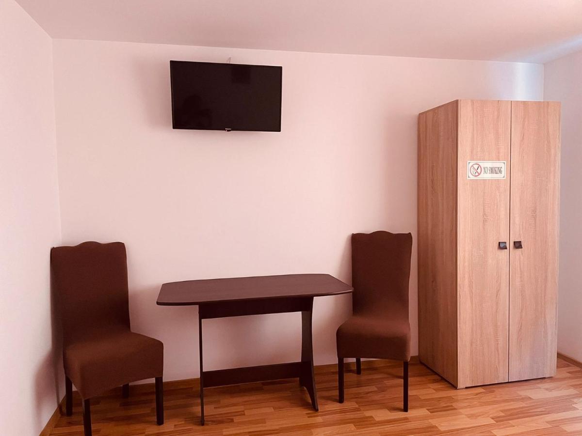 Cameră dublă cu baie privată