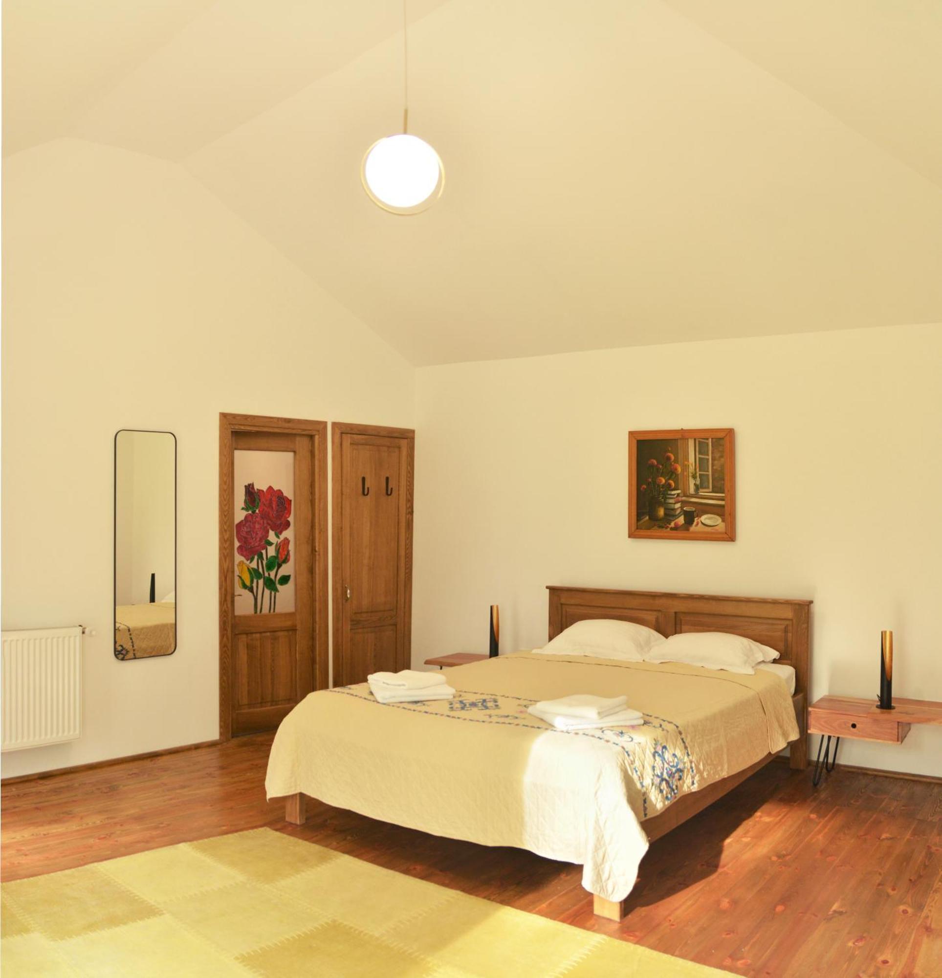 Bungalou cu vedere la grădină