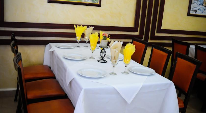 Apartament cu 1 dormitor şi balcon