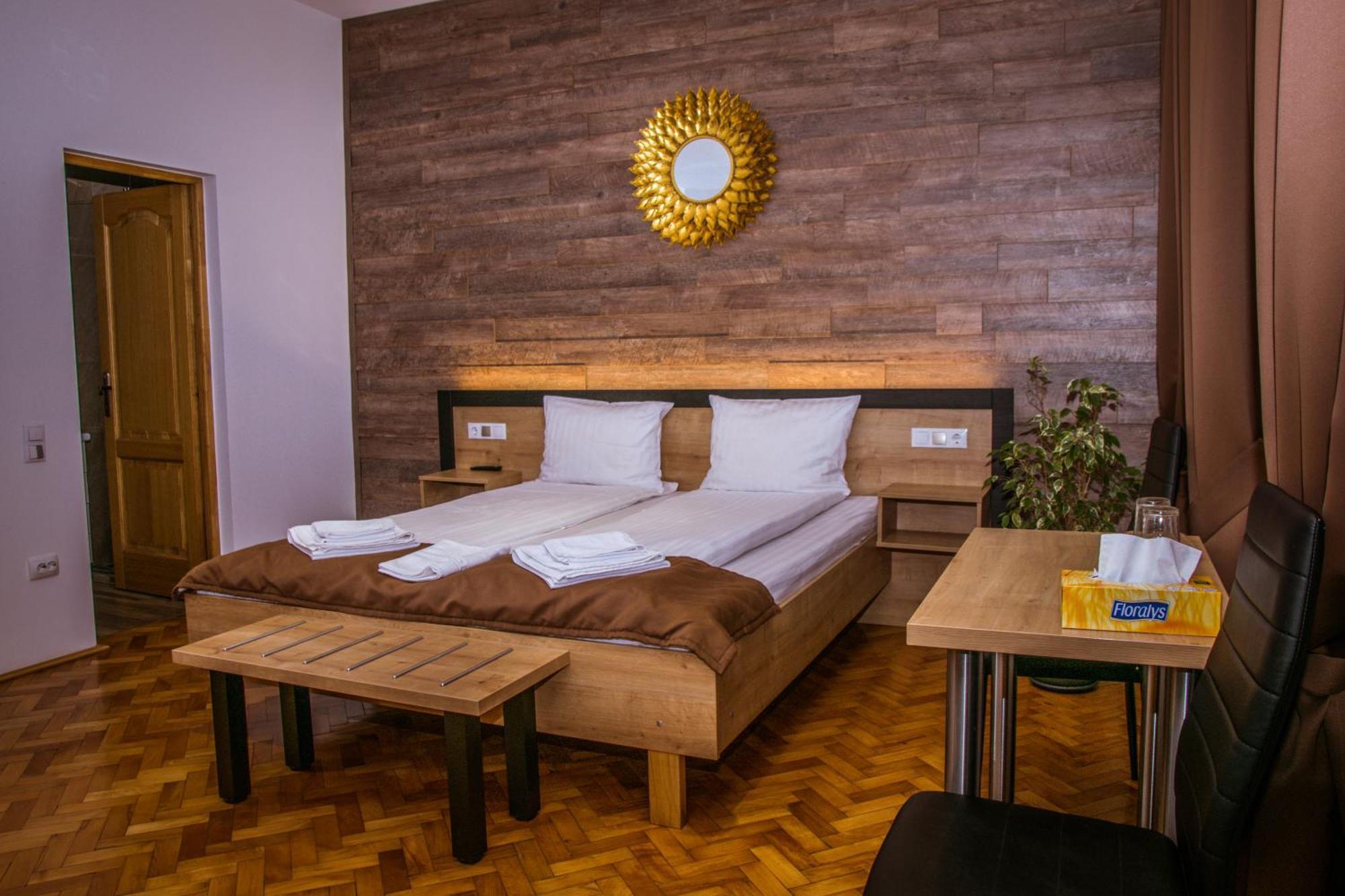 Superior Zimmer mit Kingsize-Bett