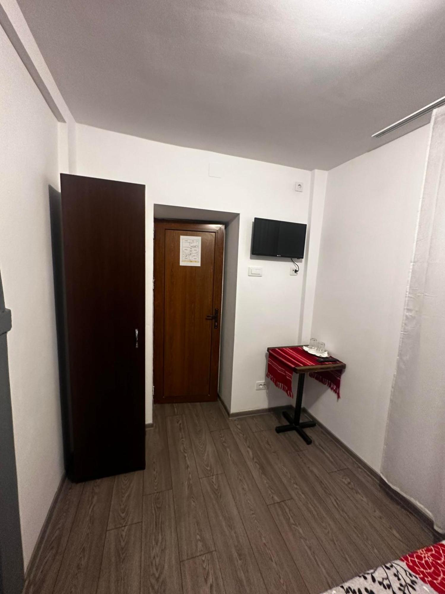 Standard Room With Shower