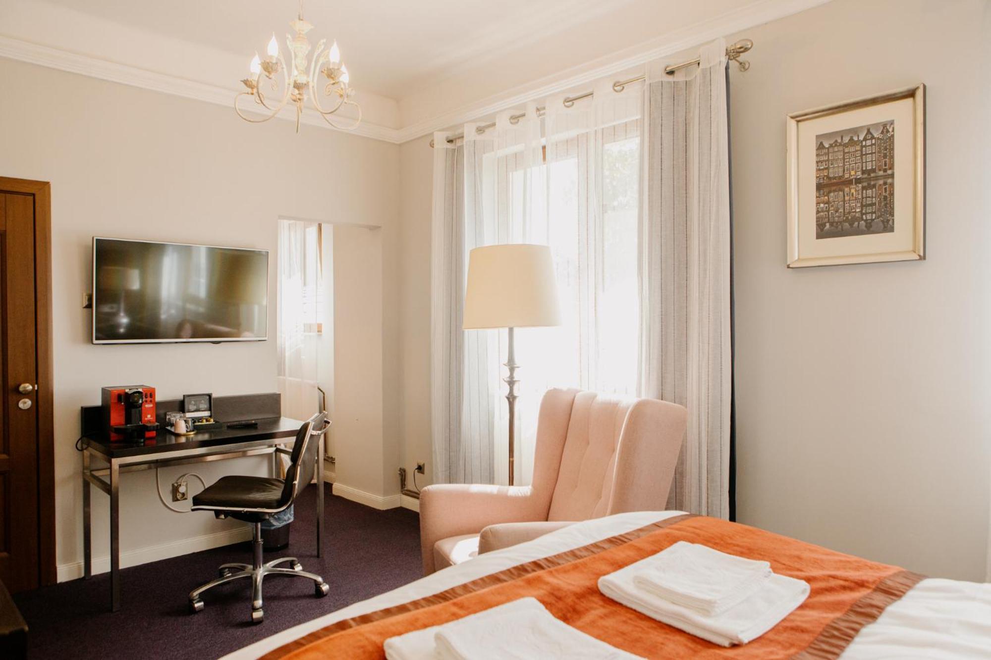 Deluxe Triple Room