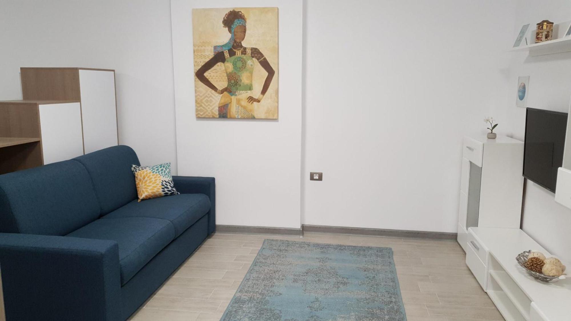 Apartament cu 1 dormitor, balcon și vedere la apă