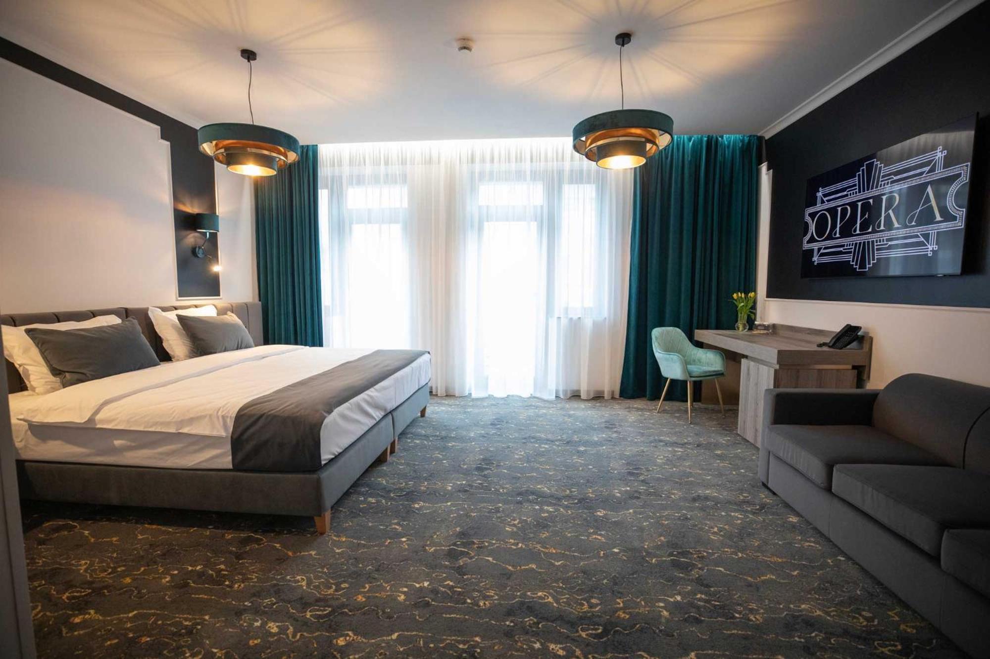Cameră dublă Deluxe cu o canapea extensibilă