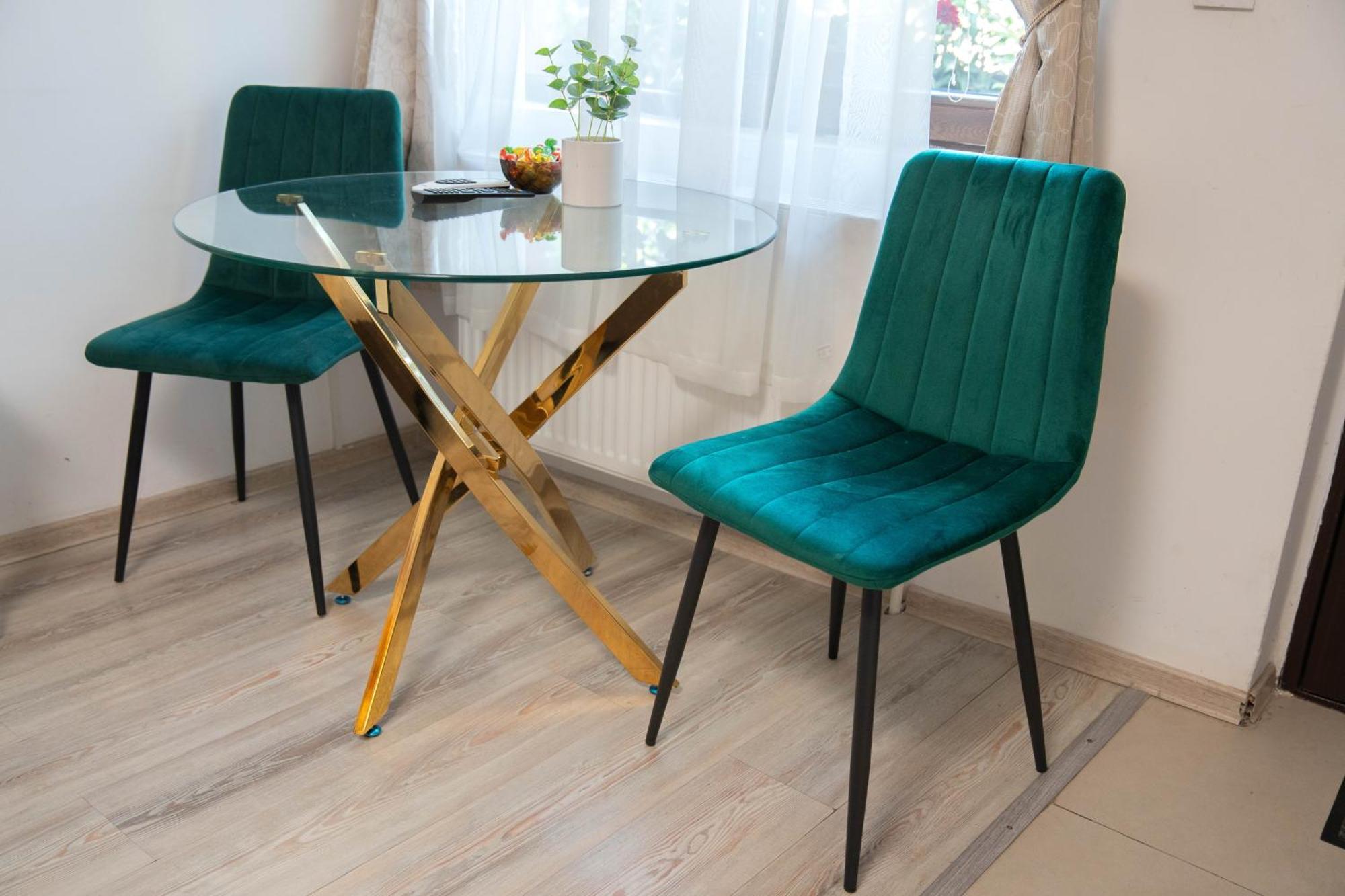 Dreibettzimmer mit Bad