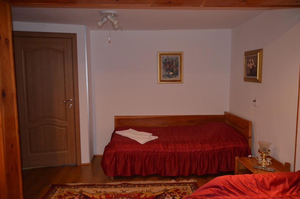 Cameră triplă