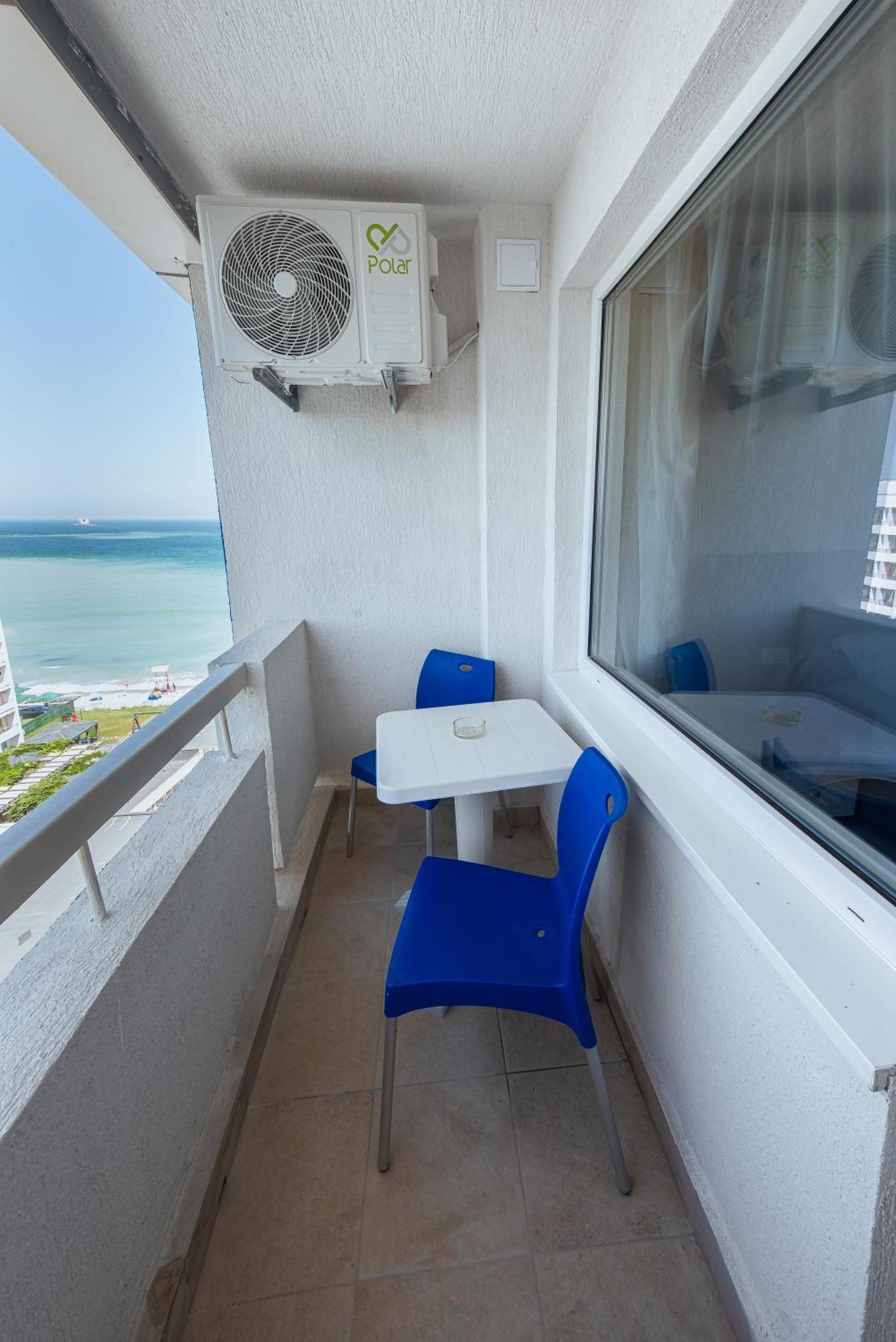 White Deluxe Double Room