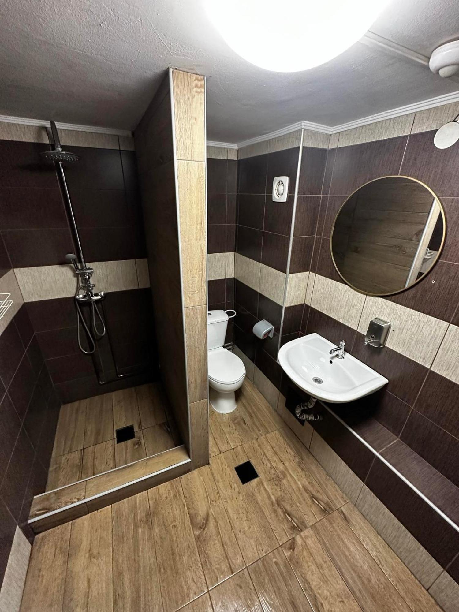 Accessible Room With Shared Shower