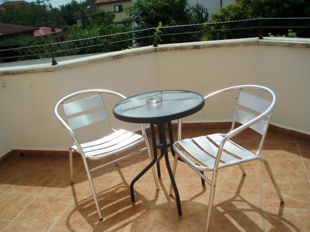 Cameră dublă cu balcon