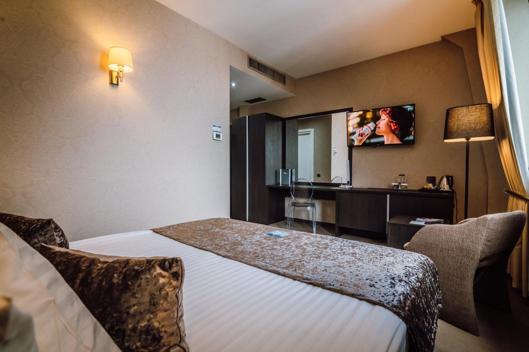 Superior Double or Twin Room,1666651714:JPEG