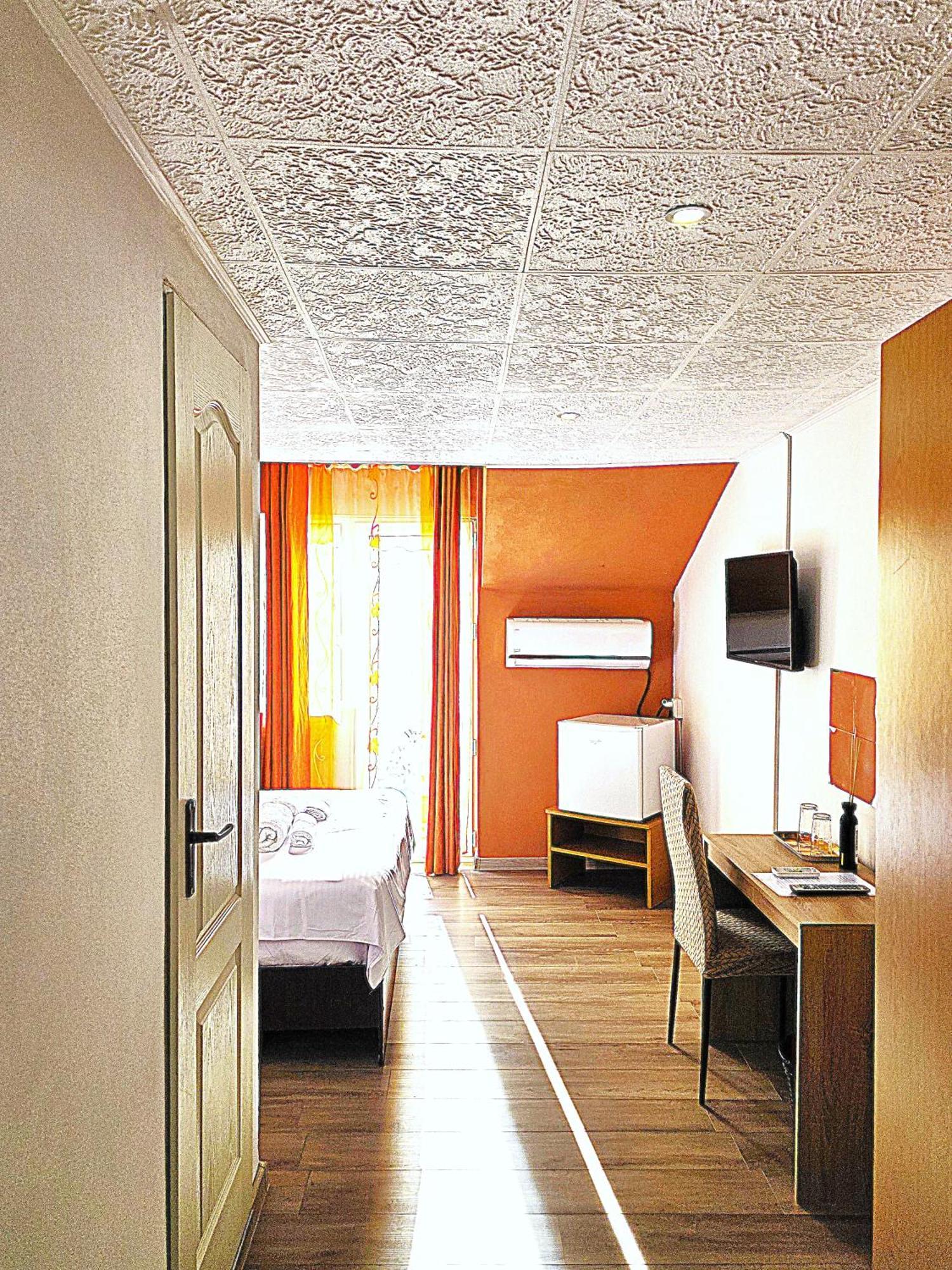 Cameră dublă cu balcon