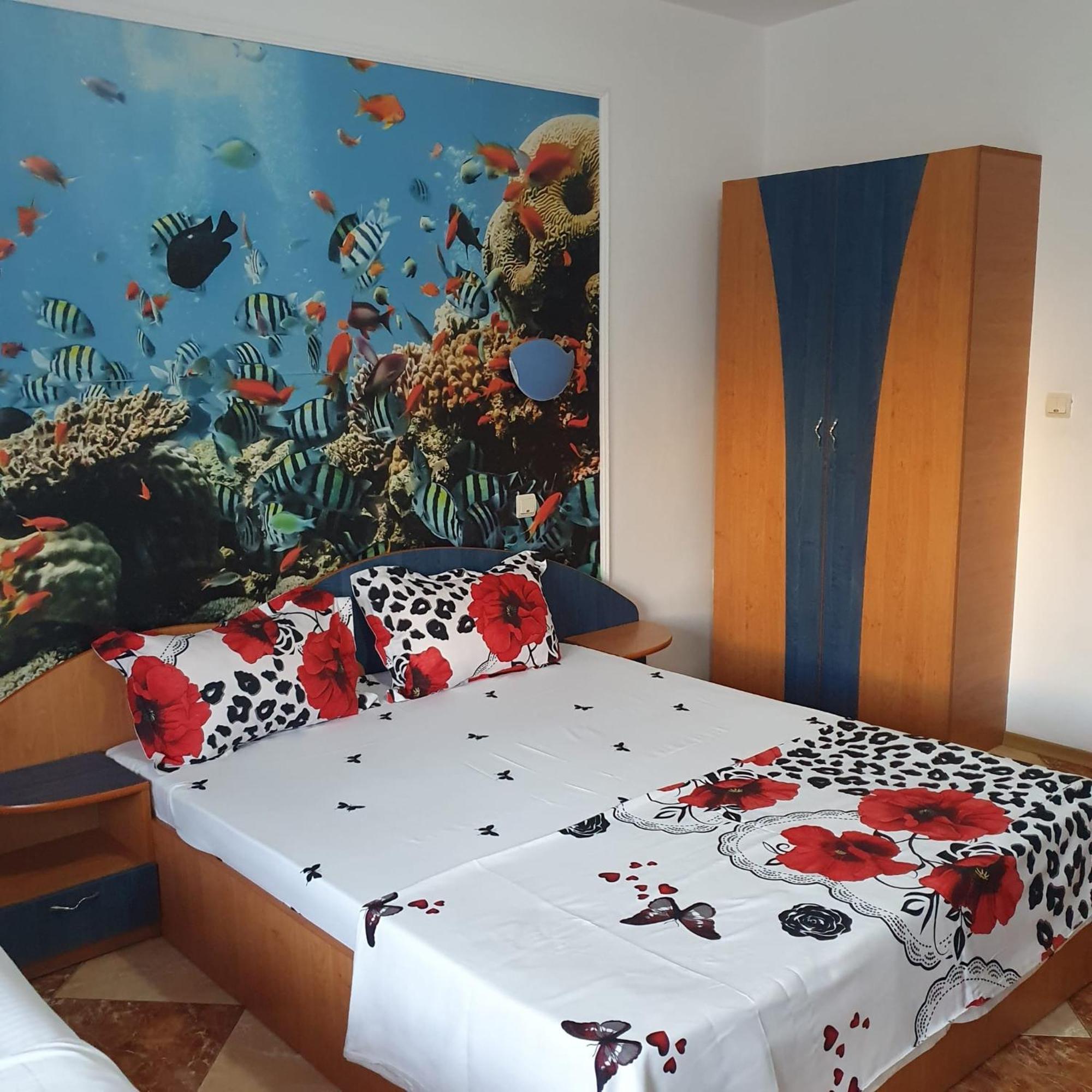 Cameră triplă
