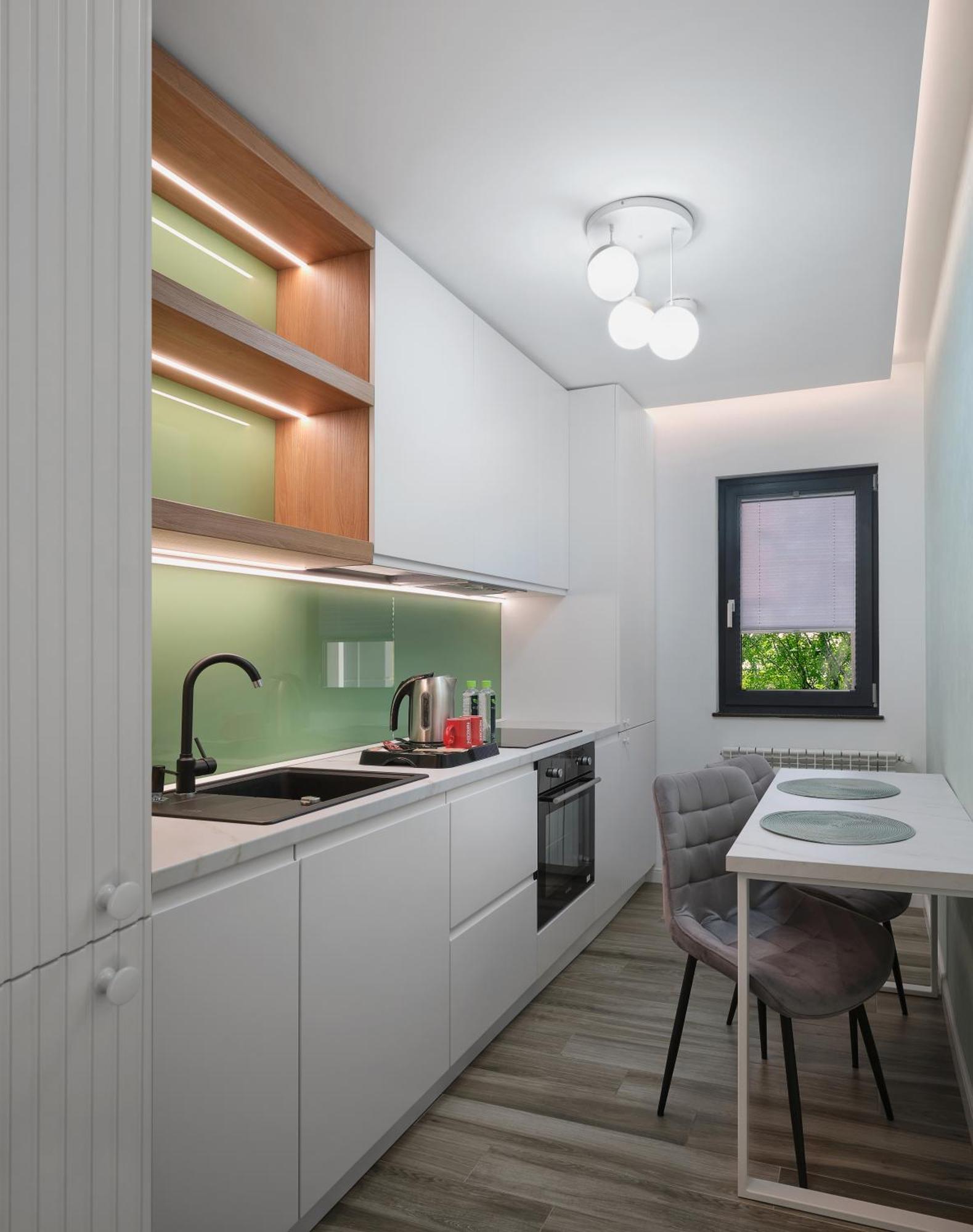 Apartament superior cu 1 dormitor şi balcon