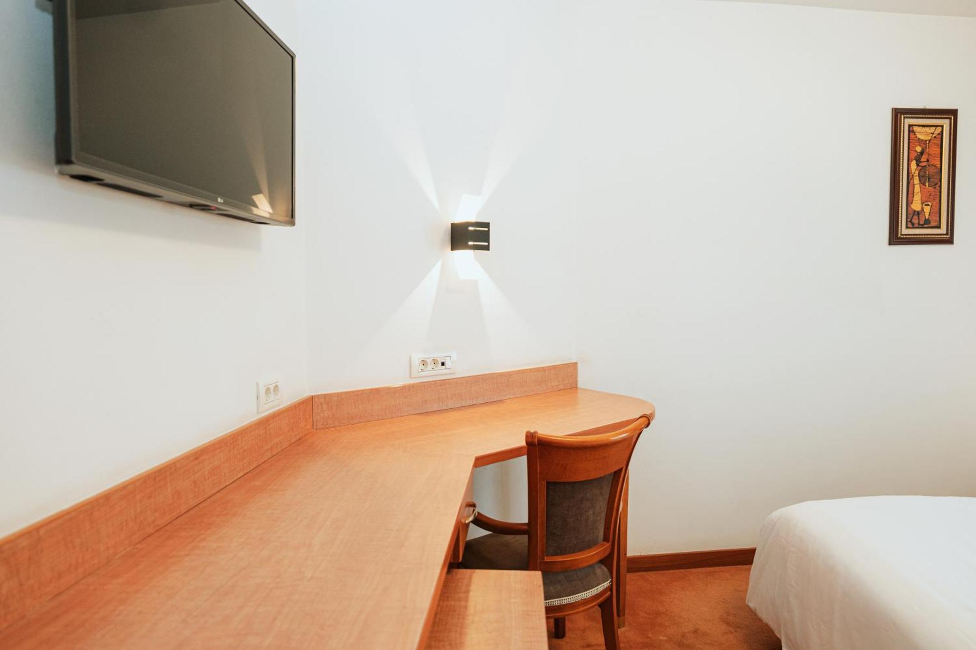 Superior Double Room,1756397184:JPEG