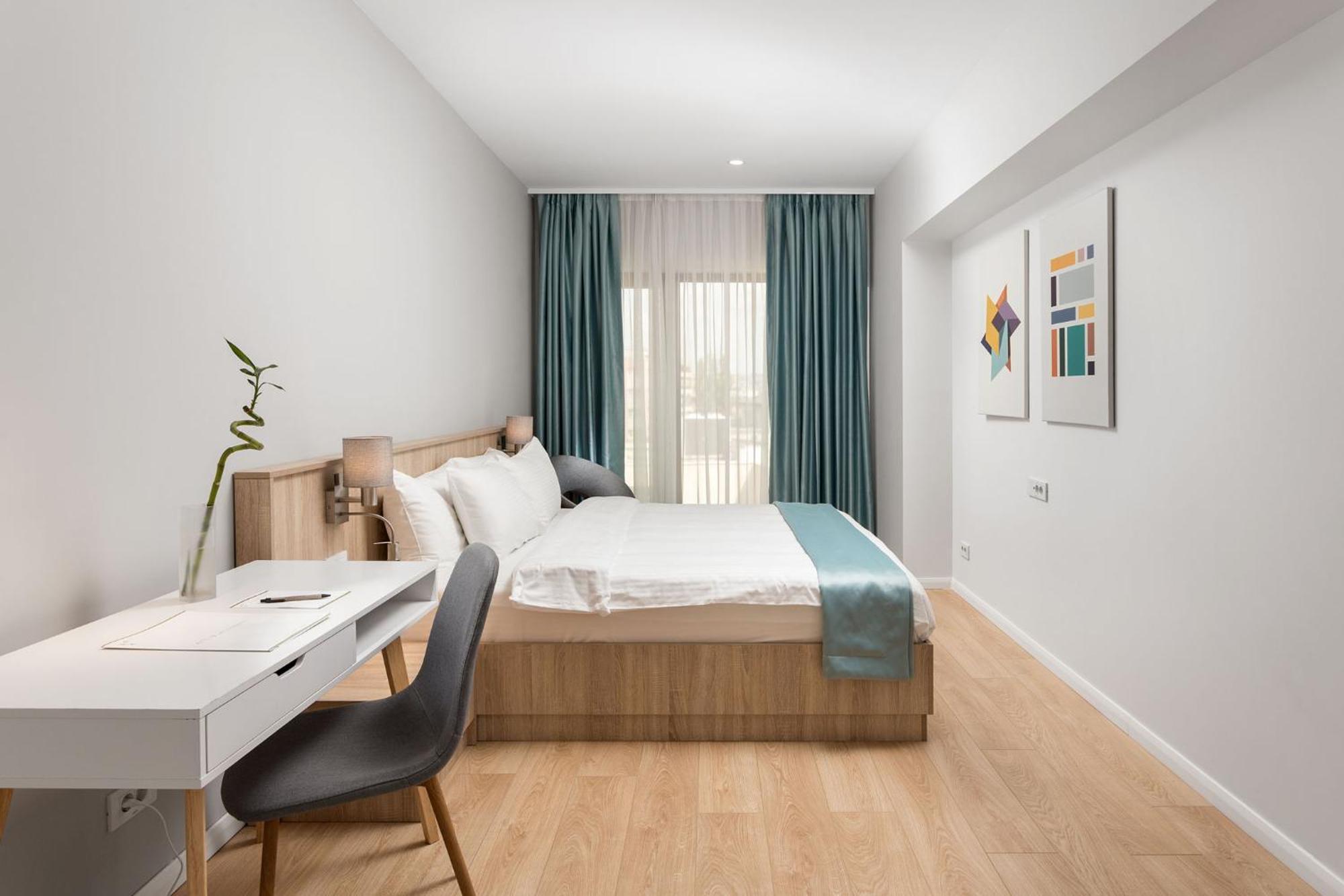 Three-Bedroom Suite,1758470902:JPEG