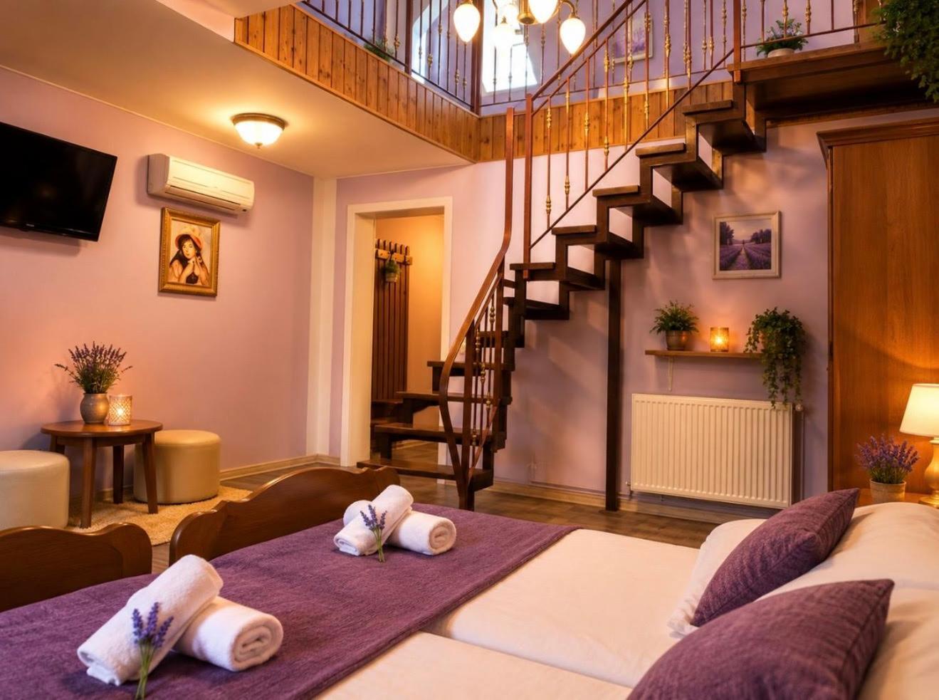 Duplex Suite