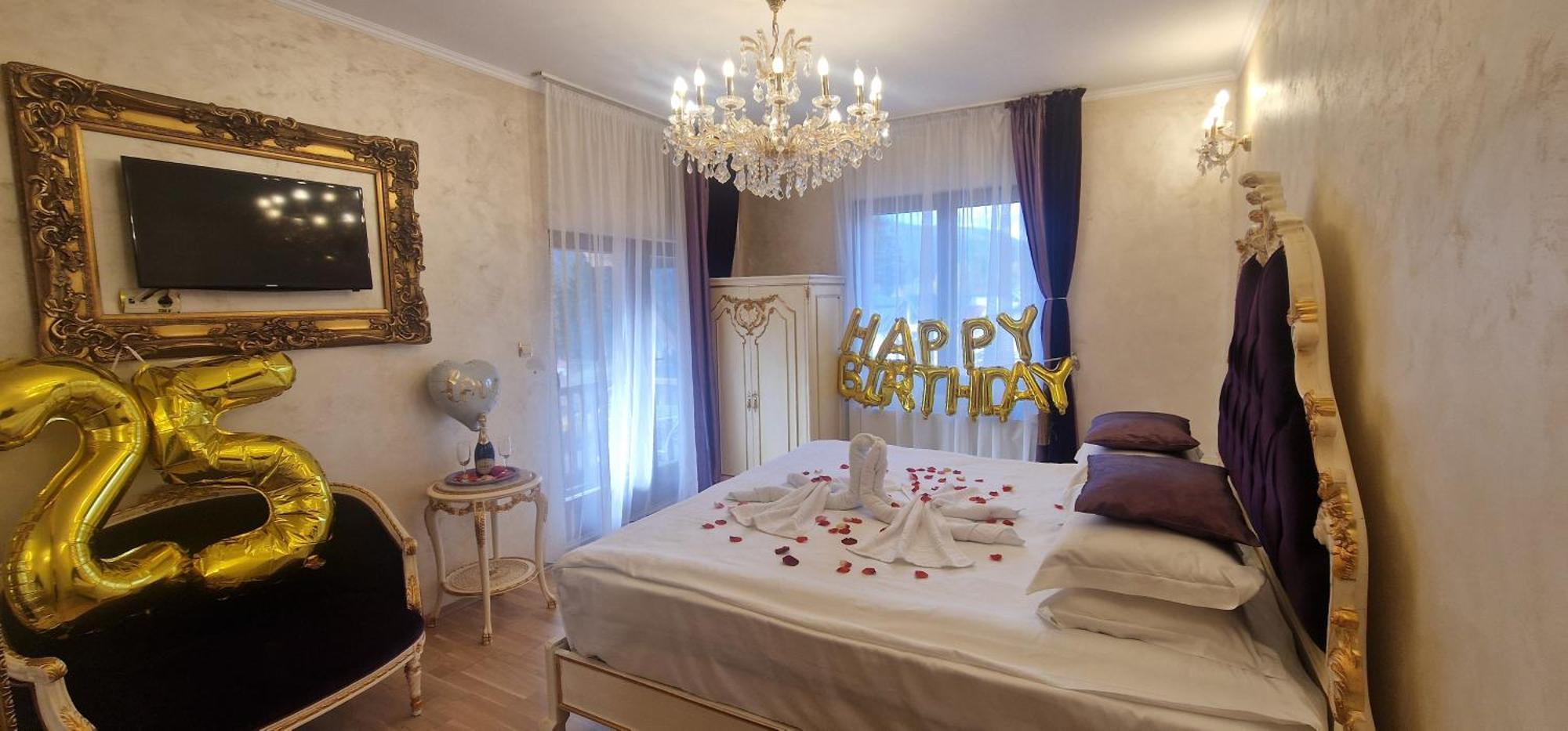 Cameră dublă Deluxe cu balcon