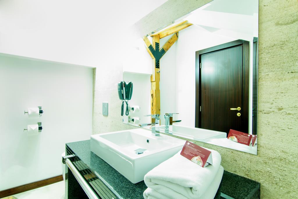 Apartament Executive cu Pachet de Paște