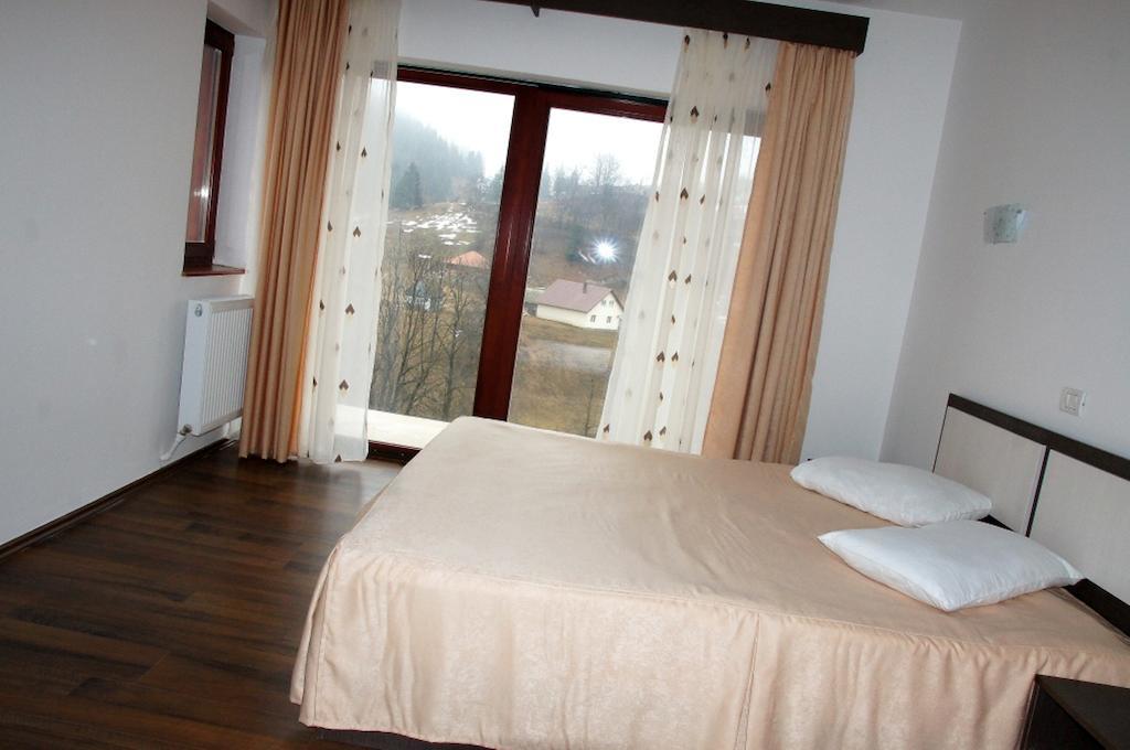 Cameră dublă cu balcon