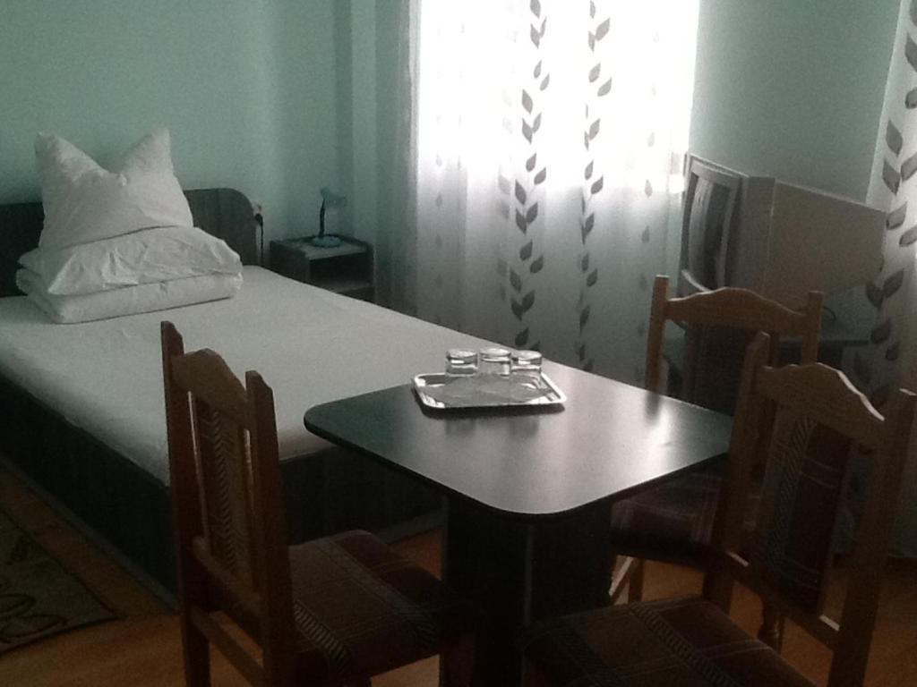 Cameră single economică