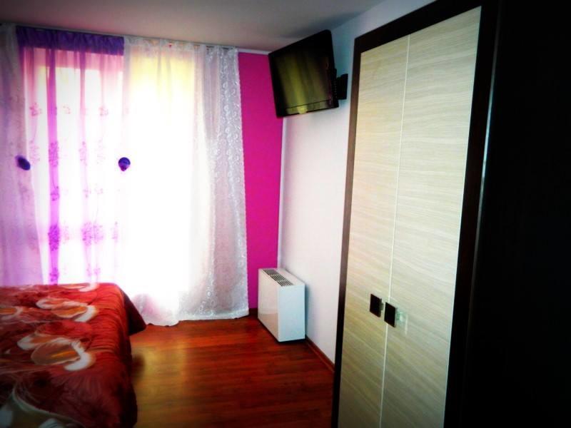 Cameră de familie cu baie privată